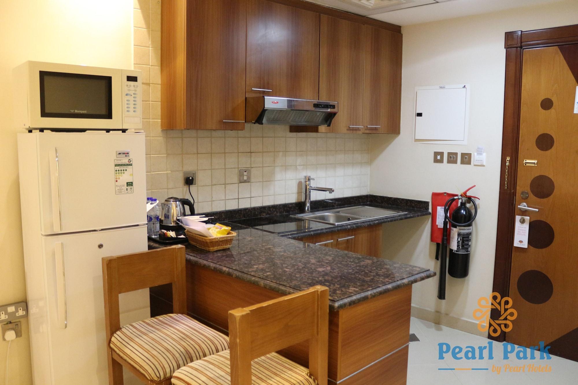 Pearl Executive Hotel Apartments Dubaj Kültér fotó